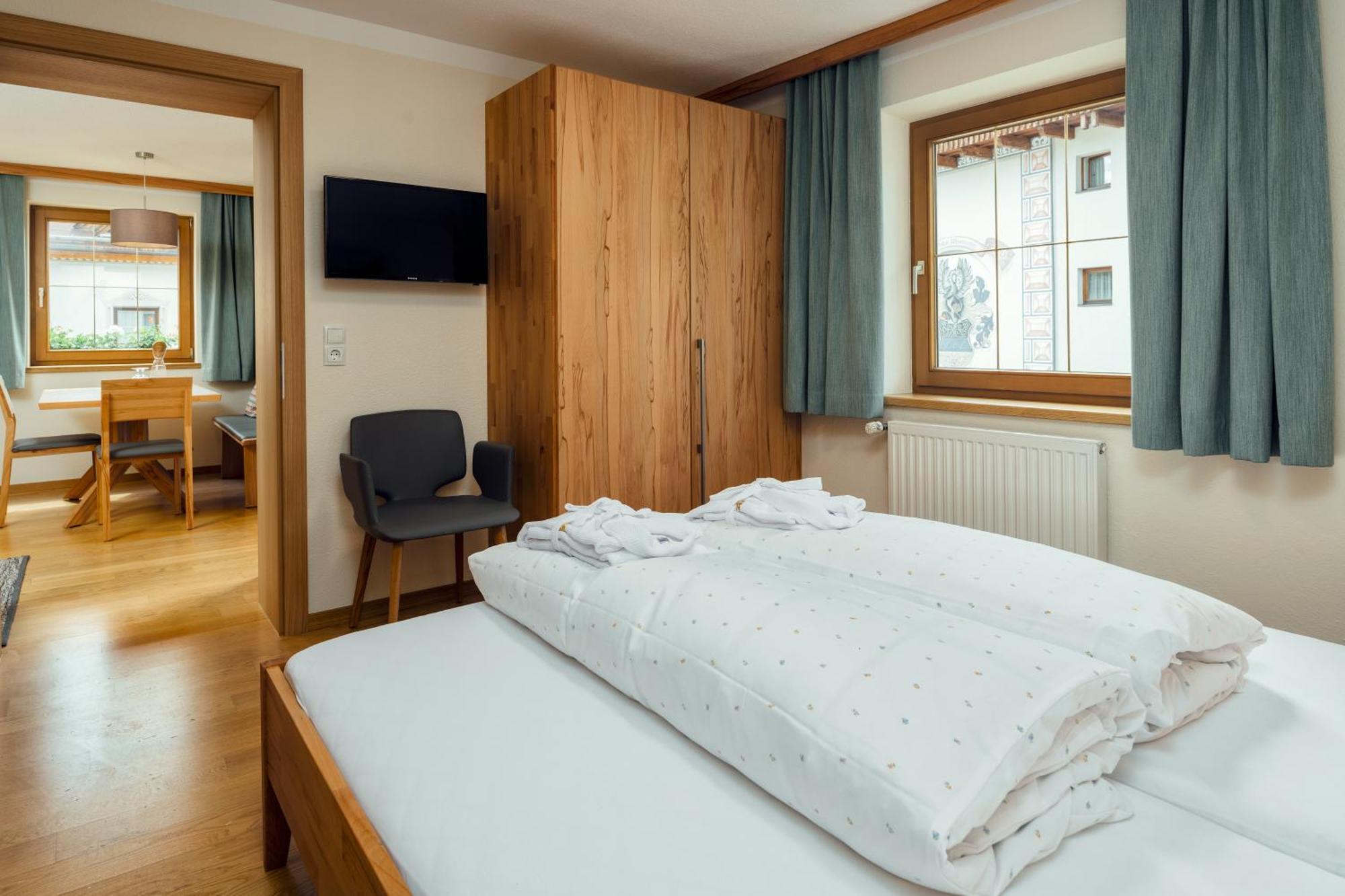 Naturhotel Feriengut Darrehof Serfaus Kamer foto