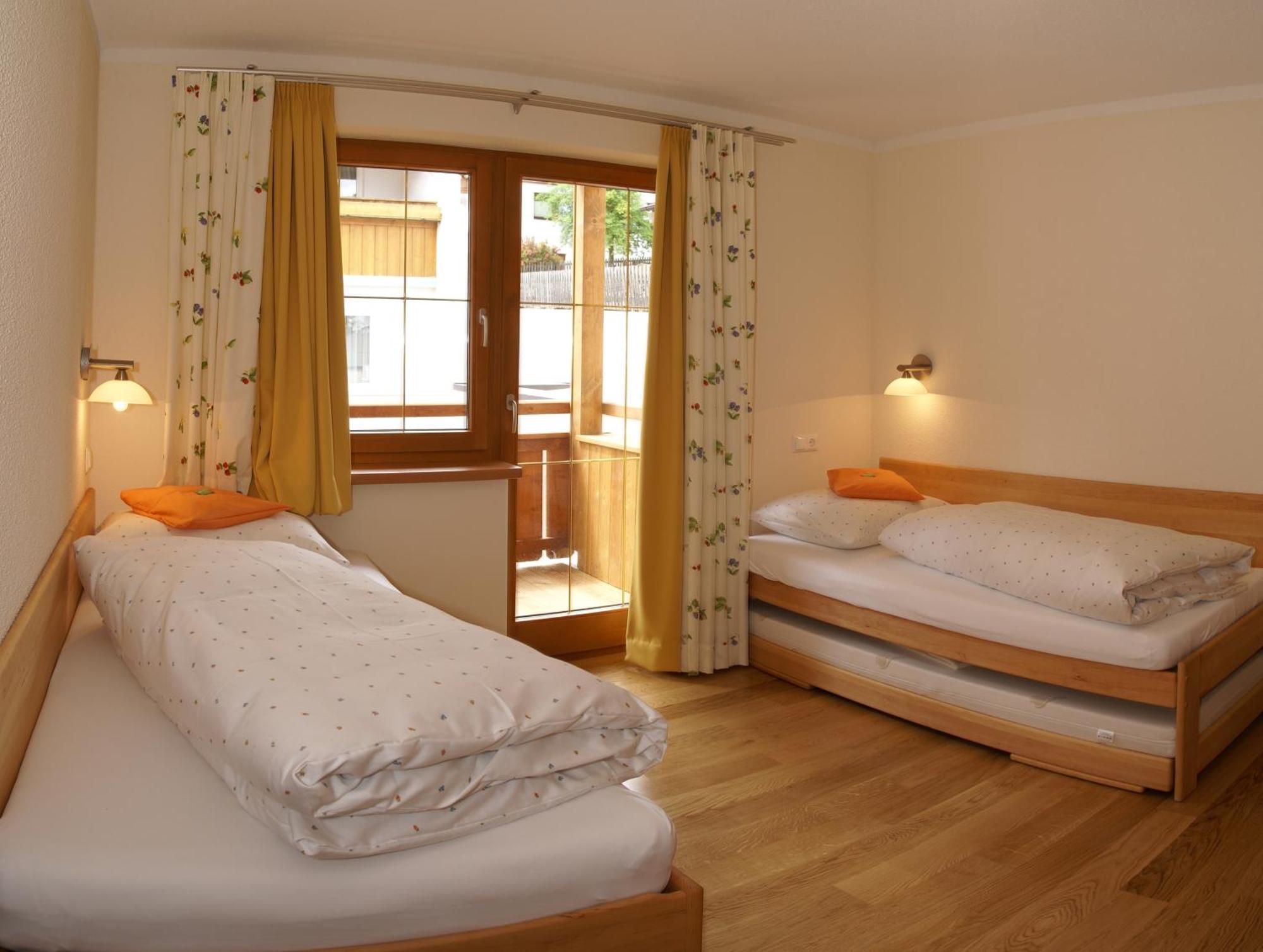 Naturhotel Feriengut Darrehof Serfaus Kamer foto